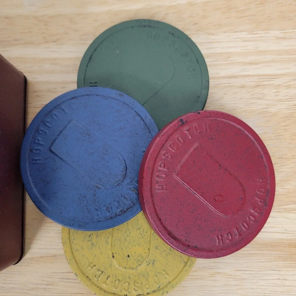 VTG Retro Hopscotch Game 4 Discs in Tin by Tender Heart Treasures